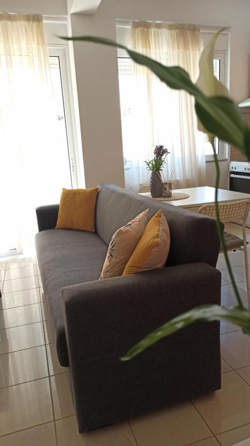 Cozy Flat Close To The Airport/Port And Center Nea Alikarnassos Exterior foto
