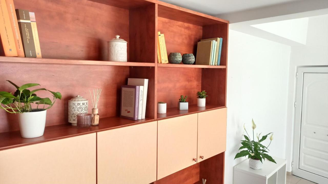 Cozy Flat Close To The Airport/Port And Center Nea Alikarnassos Exterior foto