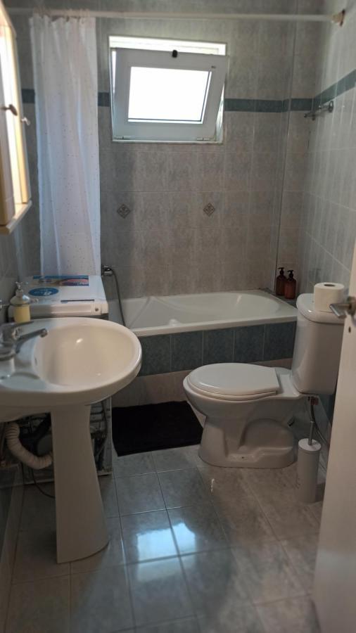 Cozy Flat Close To The Airport/Port And Center Nea Alikarnassos Exterior foto